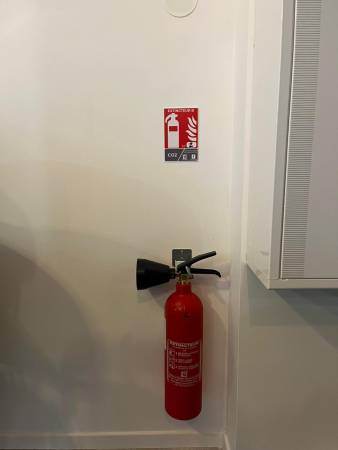 Sécurité Incendie des Restaurants : Installation d'Extincteurs et Plans d'Évacuation pour Block Street Food